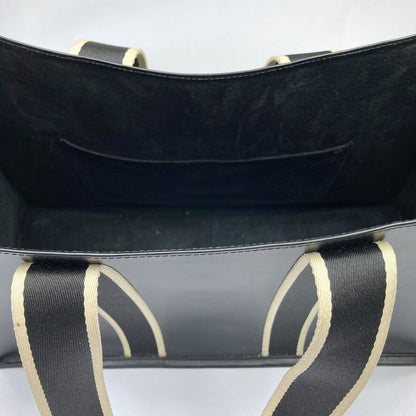 Structured leather tote bag — NUMÉRO 01 L by atelier &LAB, interior view showing structured compartment